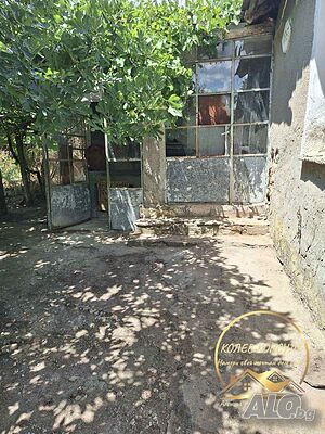 Продавам къща, с. Михалич 1 - storey 60 sq. m. built-up area 2000 sq. m. courtyard | Houses / Villas | Mihalich