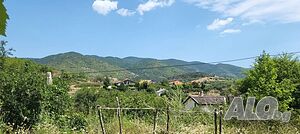Тухлена къща с голям двор - 1470кв.м. в с. Розовец с прекрасна панорамна гледка 1 - storey 53 sq. m. built-up area 1472 sq. m. courtyard | Houses / Villas | Rozovets