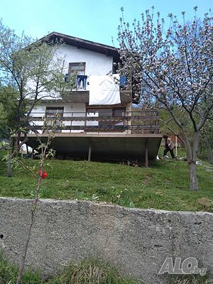Вила в планината 2 - storey 50 sq. m. built-up area 250 sq. m. courtyard | Houses / Villas | Cherni Vit