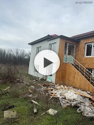 Продавам къща 2 - storey 180 sq. m. built-up area 1600 sq. m. courtyard | Houses / Villas | Darzhava