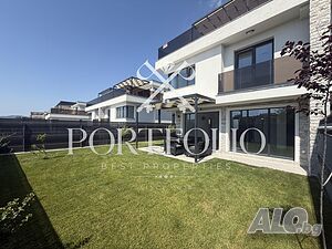 Къща с частен двор и гледка към морето на крачки от плаж “Каваци” - гр. Созопол 2 - storey 198 sq. m. built-up area | Houses / Villas | Sozopol