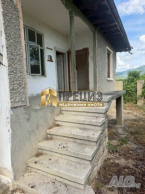 Продажба на къща в с. Ивански 1 - storey 1900 sq. m. built-up area 1800 sq. m. courtyard | Houses / Villas | Ivanski