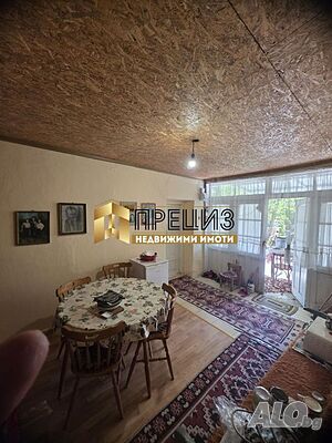 Продажба на къща в квартал гр. Велики Преслав квартал Кирково 2 - storey 159 sq. m. built-up area 1800 sq. m. courtyard | Houses / Villas | Veliki Preslav