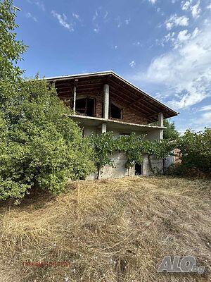 106 кв.м РЗП 1250 кв.м двор 106 sq. m. built-up area 1250 sq. m. courtyard | Houses / Villas | Belovitsa
