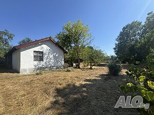 Продаваме самостоятелна къща в с. Загорци - тишина, спокойствие и простор! 1 - storey 46 sq. m. built-up area 1124 sq. m. courtyard | Houses / Villas | Zagortsi
