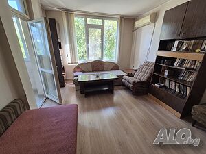 Компактно, двустайно жилище, топ локация и изложение, ТЕЦ, обзаведен 1-Bedroom 55 sq. m. Brick 1979 y. 1 floor First residential floor | Apartments | Center Sliven