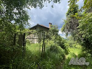 Къща в с. Раненци 2 - storey 88 sq. m. built-up area 711 sq. m. courtyard | Houses / Villas | м.Гьоревска Ranentsi