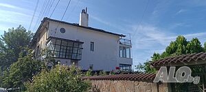 Масивна къща от собственик 4 - storey or larger 450 sq. m. built-up area 180 sq. m. courtyard | Houses / Villas | Ihtiman