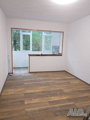 Продавам апартамент 2-Bedroom 90 sq. m. Brick 1975 y. 1 floor First residential floor | Apartments | Center Kardzhali