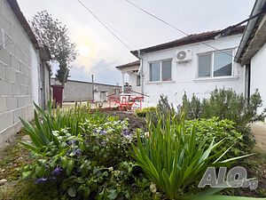 🏡 Къща с голям двор в с. Поройна 🌿 1 - storey 80 sq. m. built-up area 1850 sq. m. courtyard | Houses / Villas | Poroyna