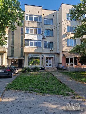 Продавам апартамент в гр. Садово Large 118 sq. m. Brick 1990 y. 3 floor Last floor | Apartments | Sadovo