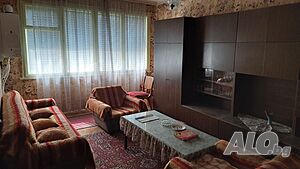 Продава се 2-стаен апартаментв гр. Разград идеален център 1-Bedroom 73 sq. m. Brick 1970 y. 4 floor Last floor | Apartments | Center Razgrad