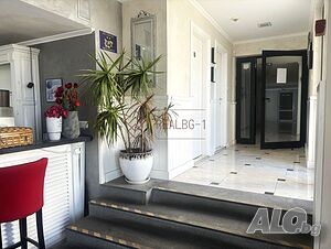 Работещ ресторант с топ локация до Двореца в Балчик - без комисионна! 275 sq. m. In an office building Brick Ready (finished) | Restaurants | Balchik