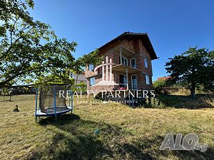Продава КЪЩА - с. Кошарево, обл. Перник 2 - storey 62 sq. m. built-up area 585 sq. m. courtyard | Houses / Villas | Kosharevo