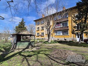 Апартамент в Долна Митрополия до Плевене. 2-Bedroom 70 sq. m. Brick 1960 y. 2 floor Not last | Apartments | Dolna Mitropolia