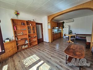 Къща в гр. Левски с възможност за бизнес! 2 - storey 372 sq. m. built-up area 1060 sq. m. courtyard | Houses / Villas | Levski