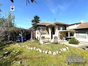 Селска къща за продажба в с. Иваново 1 - storey 46 sq. m. built-up area 984 sq. m. courtyard | Houses / Villas | Ivanovo