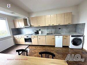 Тристаен апартамент за продажба кв. Възраждане 2-Bedroom 98 sq. m. Brick 1975 y. 8 floor Not last | Apartments | Vazrazhdane Ruse