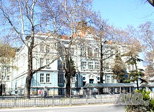 Варна, търговски обект на топ център. Shop Office Medical office Beauty salon 110 sq. m. Ground floor Brick Ready (finished) | Shops, Offices | Vins Varna