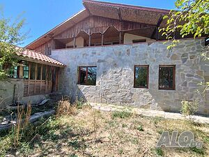 Къща село Кошничари 25км. от гр. Търговище 2 - storey 150 sq. m. built-up area 5715 sq. m. courtyard | Houses / Villas | Koshnichari