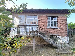 Продава къща в село Крушевец 1 - storey 66 sq. m. built-up area 840 sq. m. courtyard | Houses / Villas | Krushevets