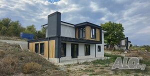 260 000 евро с АКТ 16 Съвременен дом в полите на Средна гора 2 - storey 200 sq. m. built-up area 1000 sq. m. courtyard | Houses / Villas | Ostra mogila
