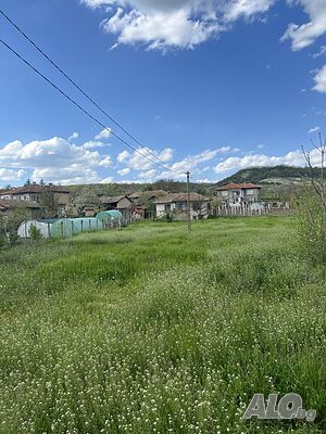 Парцел с къща 1489 кв.м с. Памукчии, обл. Шумен Sale 1489 sq. m. Regulated (RLE) With electricity Own water source | Land for development, Investment projects | Pamukchii