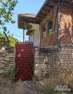 Продажба Къща с. Мировци 2 - storey 150 sq. m. built-up area 2100 sq. m. courtyard | Houses / Villas | Mirovtsi