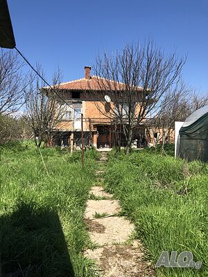 Продава се двуетажна къща в село Бозадии 2 - storey 80 sq. m. built-up area 860 sq. m. courtyard | Houses / Villas | Bozadzhii