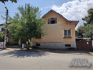 Къща в с. Багренци 1 - storey 91 sq. m. built-up area 700 sq. m. courtyard | Houses / Villas | Center Kyustendil