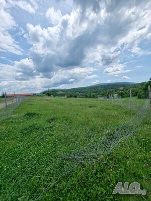 Парцел в с. Прекръсте, община Драгоман Sale 1600 sq. m. Not regulated Without electricity Without water | Land for development, Investment projects | Село Прекръсте Dragoman