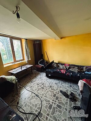 Двуетажна къща 2 - storey 100 sq. m. built-up area 1550 sq. m. courtyard | Houses / Villas | Osen