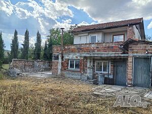 двуетажна къща 2 - storey 100 sq. m. built-up area 410 sq. m. courtyard | Houses / Villas | Lozen
