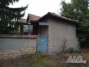 Къща, с. Бистренци, общ. Бяла 1 - storey 45 sq. m. built-up area 1700 sq. m. courtyard | Houses / Villas | Bistrentsi