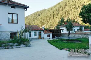 Обзаведена къща на два етажа във високопланинско село 2 - storey 200 sq. m. built-up area | Houses / Villas | Beli Iskar