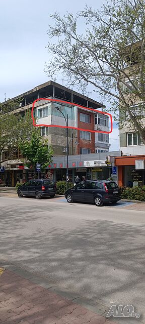 Продажба на четиристаен апартамент в идеалният център на град Силистра Large 120 sq. m. Brick 1967 y. 3 floor Not last | Apartments | Center Silistra