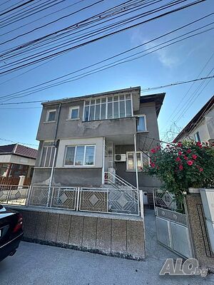 Продава КЪЩА град Силистра, Център 2 - storey 150 sq. m. built-up area 210 sq. m. courtyard | Houses / Villas | Center Silistra