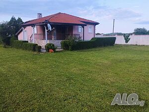 Къща с красив двор в с. Брястовец 1 - storey 135 sq. m. built-up area 1600 sq. m. courtyard | Houses / Villas | Bryastovets