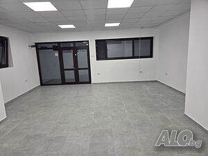 Помещение под наем Shop Office Medical office Beauty salon Sports Other Beauty salon (work place) 45 sq. m. Ground floor | Shops, Offices | Kargon Yambol