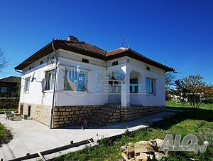 Къща след основен ремонт в село Куцина, област Велико Търново 1 - storey 100 sq. m. built-up area 1000 sq. m. courtyard | Houses / Villas | Kutsina