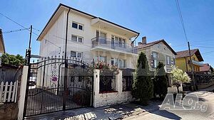 Луксозна триетажна къща в центъра на град Дулово 3 - storey 535 sq. m. built-up area 505 sq. m. courtyard | Houses / Villas | Dulovo