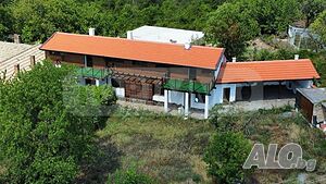 Реновирана къща в прекрасното село Осмар 2 - storey 226 sq. m. built-up area 1015 sq. m. courtyard | Houses / Villas | Osmar