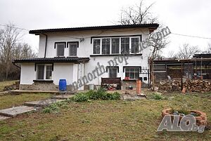Къща с къща за гости близо до Каварна 2 - storey 190 sq. m. built-up area 2100 sq. m. courtyard | Houses / Villas | Vasilevo