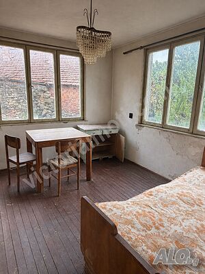 Етаж от къща в село Присово 2-Bedroom 65 sq. m. Brick 1976 y. 1 floor First residential floor | Apartments | Prisovo