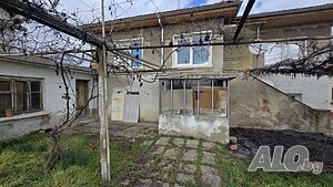 Къща на 10 минути от Пловдив! с. Строево 2 - storey 70 sq. m. built-up area 1346 sq. m. courtyard | Houses / Villas | Stroevo