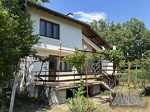 къща в с. Дълбоки 2 - storey 120 sq. m. built-up area 2000 sq. m. courtyard | Houses / Villas | Dalboki