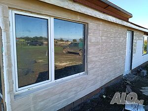 Продавам зем. имот с малка постройка 1 - storey 50 sq. m. built-up area 4700 sq. m. courtyard | Houses / Villas | Saedinenie
