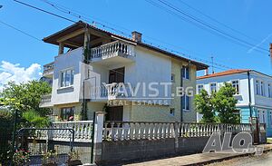Самостоятелна къща в центъра на Синеморец - имот с потенциал 3 - storey 280 sq. m. built-up area 650 sq. m. courtyard | Houses / Villas | Sinemorets