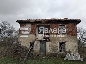 Просторен парцел със стара къща в центъра на с. Фазаново, за ремонт Sale 1720 sq. m. Regulated (RLE) With electricity Water pipe | Land for development, Investment projects | Fazanovo