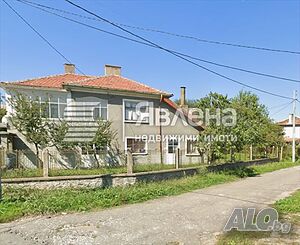 Масивна двуетажна къща в центъра на с. Граматиково 2 - storey 138 sq. m. built-up area 350 sq. m. courtyard | Houses / Villas | Gramatikovo